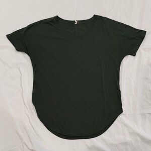 Lucy Dark Green Final Reps Short Sleeve Tee—Medium
